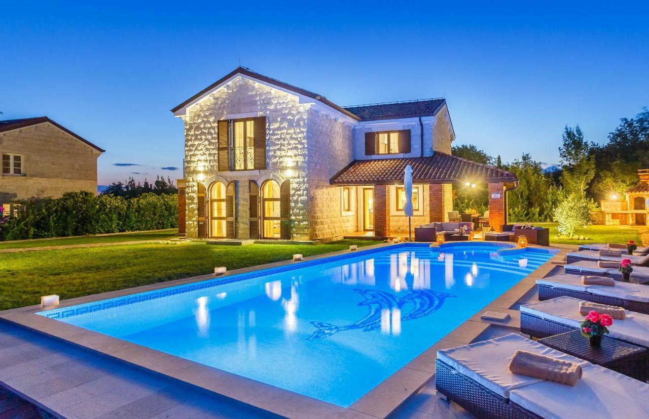 Villa Kamenica Kras Exterior foto
