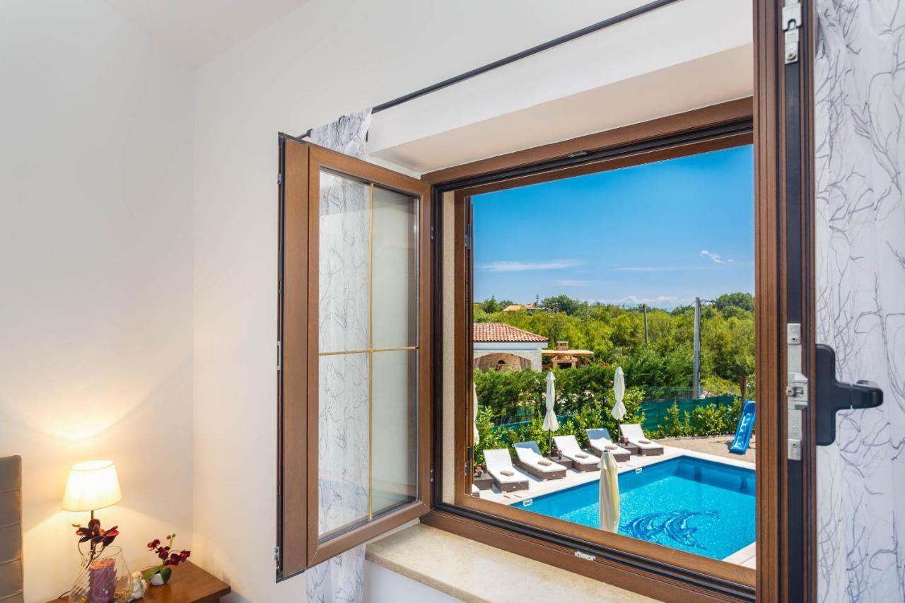 Villa Kamenica Kras Exterior foto